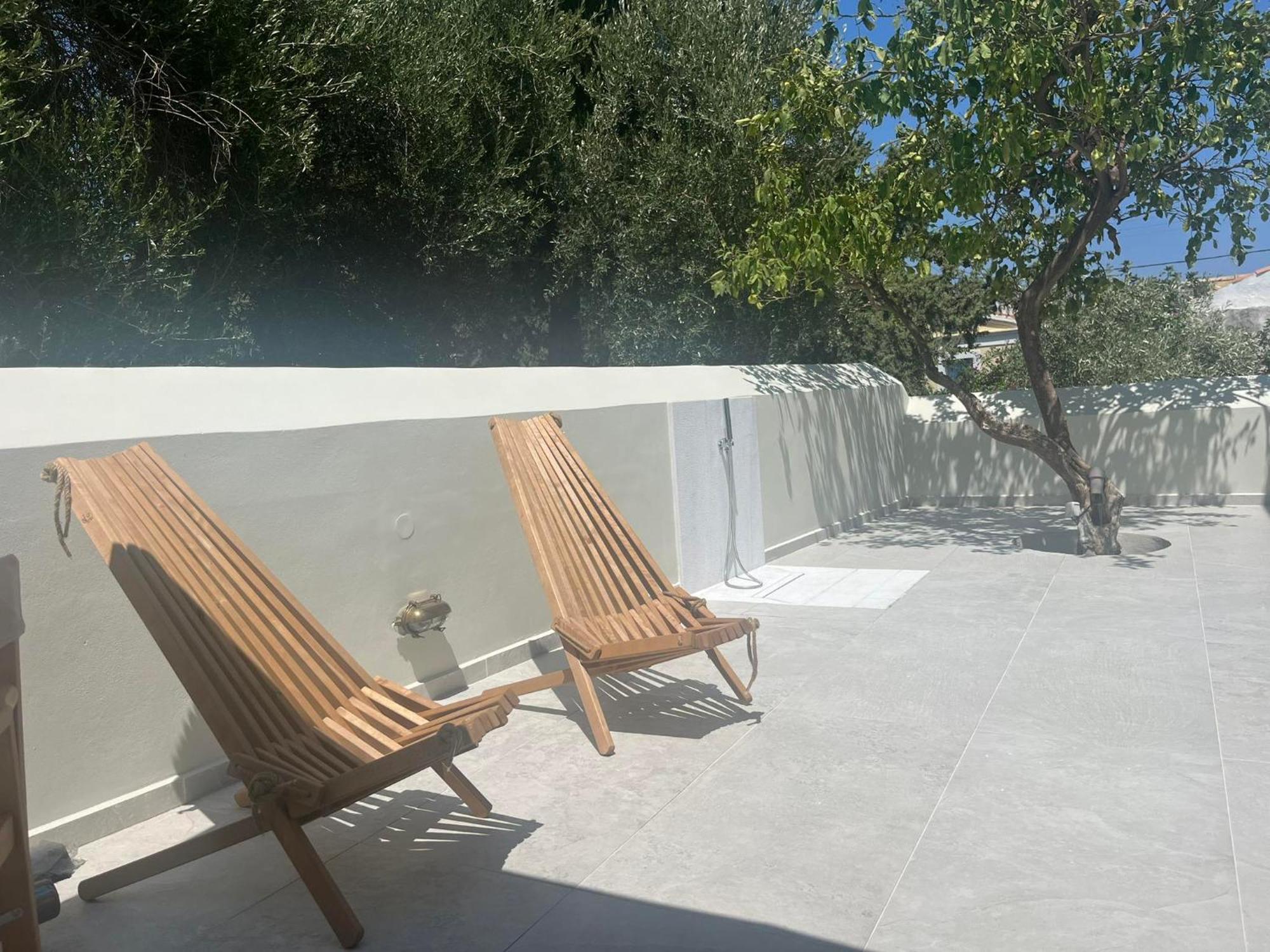 Nisomar Suites Sými Esterno foto